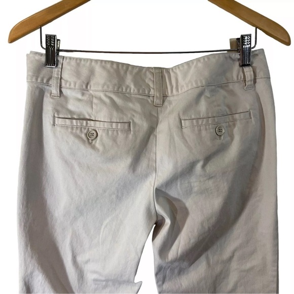 Old Navy Khaki Pants Size 6 Low Waist Stretch Neutral Beige Cotton Blend Bottoms - Picture 4 of 6